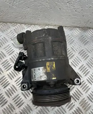 Volvo S80 Air conditioning (A/C) compressor (pump) 30780443 8708581