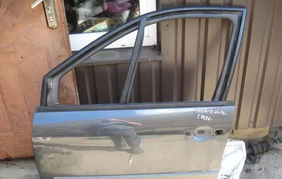 Renault Scenic II - Grand scenic II Front door