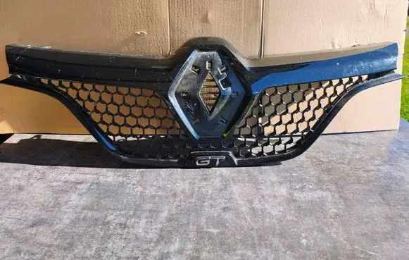 Renault Megane IV Front bumper upper radiator grill 623101217R