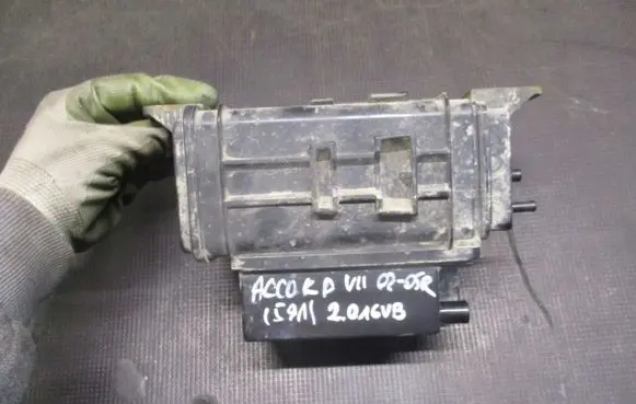 Honda Accord Active carbon filter fuel vapour canister 