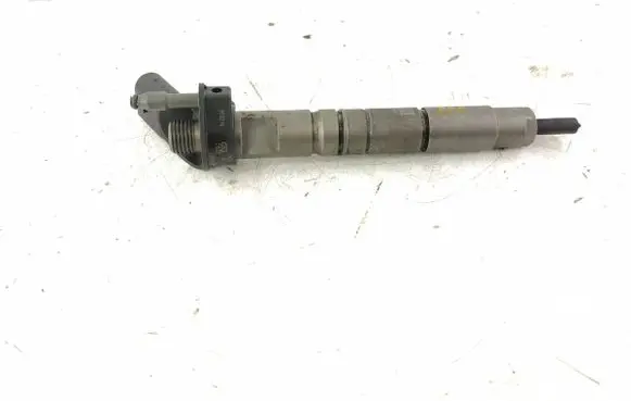 Mercedes-Benz E W212 Fuel injector DALISID2437 6420701187 A6420701187