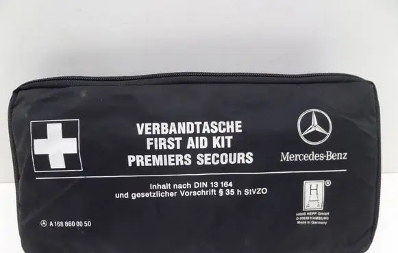 Mercedes-Benz Vaneo W414 First aid kit A1688600050