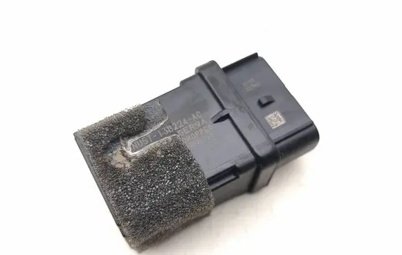 Ford Mustang Mach-E Hazard warning light relay NU5T13B224AC