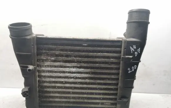 Audi A4 S4 B7 8E 8H Intercooler radiator 8E0145805AA