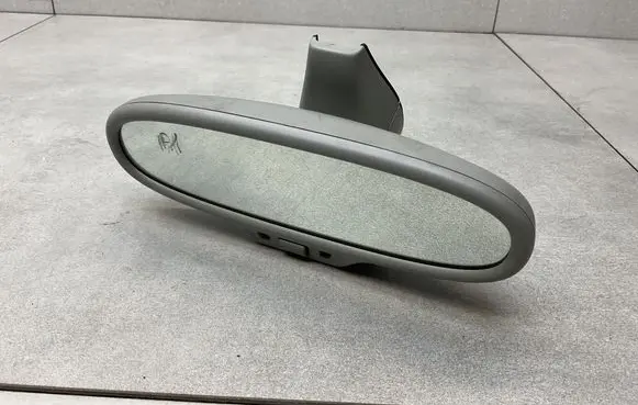 Audi A1 Rear view mirror (interior) 8U0857511A