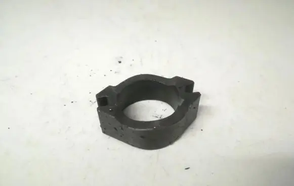 Subaru Legacy Fuel Injector clamp holder