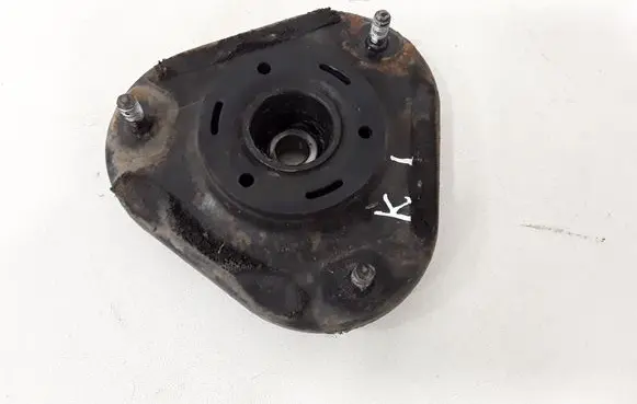 Toyota Avensis T250 Front upper strut mount 