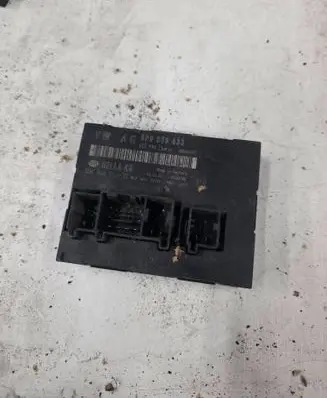 Audi A3 S3 8P Comfort/convenience module 8P0959433 5DK00858335 05550600
