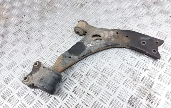 Ford C-MAX I Front lower control arm/wishbone