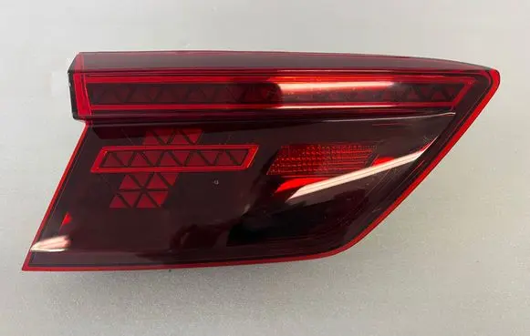 Volkswagen Tiguan Tailgate rear/tail lights 5NA945307D 2SA01252201 00678958