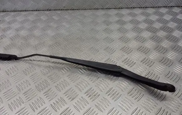 Renault Megane II Front wiper blade arm 8200417818