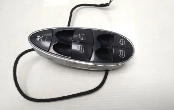 Mercedes-Benz E W211 Electric window control switch A2118219951