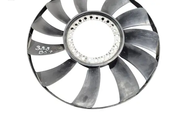 Volkswagen PASSAT B5.5 Fan impeller 058121301B