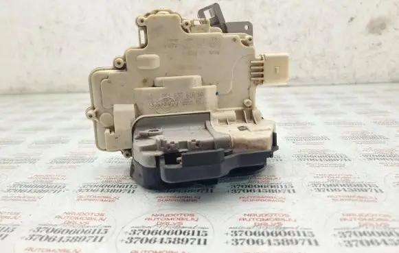 Front door lock