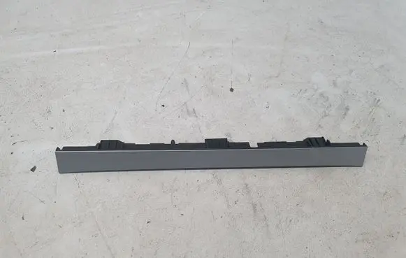 Volkswagen PASSAT B6 Dashboard glove box trim 318390100