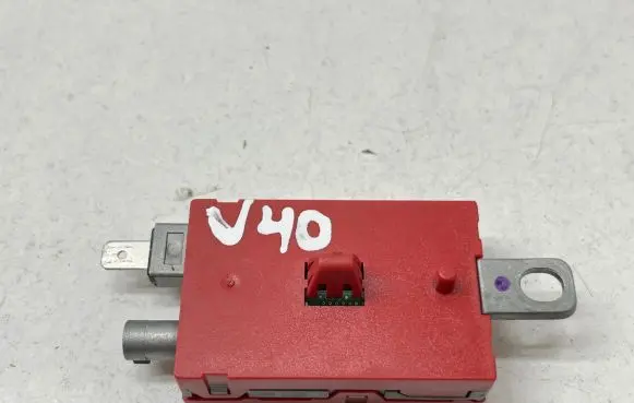 Volvo V40 Cross country Antenna control unit 7CP118C847EA 20160524 P30761698