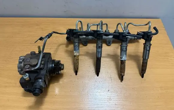 Renault Trafic II (X83) Fuel injection system set 0445115007 H82409398