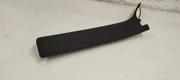 BMW 6 F12 F13 (A) pillar trim 8051013