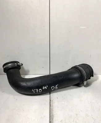 Volvo V70 Intercooler hose/pipe 6896526
