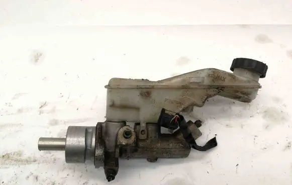 Toyota Corolla Verso E121 Master brake cylinder 25113479