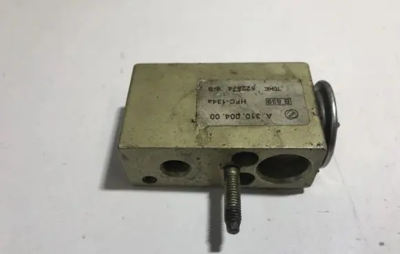 Air conditioning (A/C) expansion valve