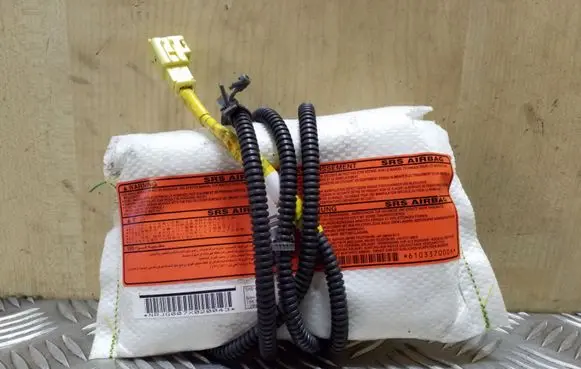 Nissan X-Trail T31 Seat airbag 610337000A SABALJ01