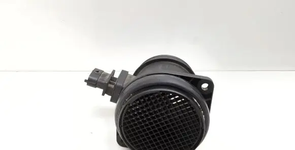 Volvo V70 Mass air flow meter 30677999 0281002730