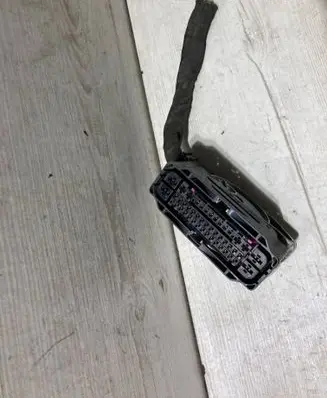 KIA Sportage ABS module connector plug 2209520