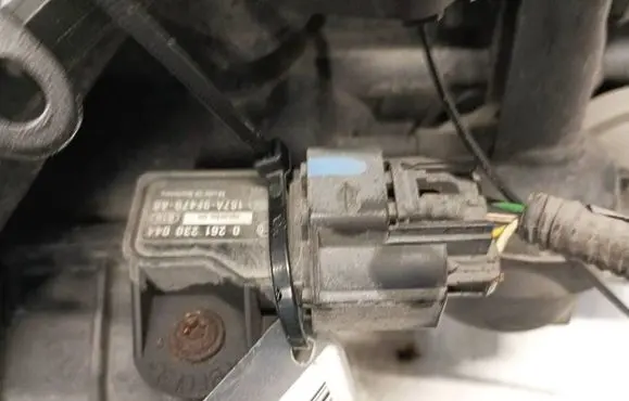 Volvo S40 Air pressure sensor 0261230044