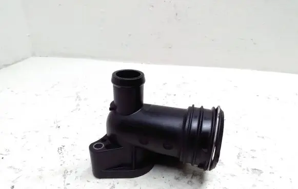 Mercedes-Benz S W221 Engine coolant pipe/hose A6422001156