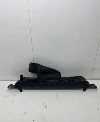 Mercedes-Benz V Class W447 Intercooler air guide/duct channel A4475050600