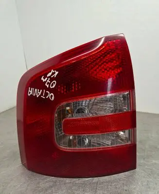 Skoda Octavia Mk2 (1Z) Rear/tail lights 1Z9945095 1Z9945257