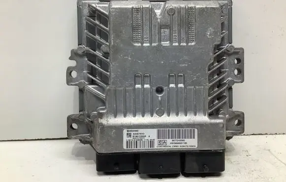 Peugeot 5008 Engine control unit/module 9677243580 HW9666681180 SID807EVO
