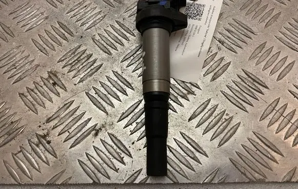 Peugeot 3008 II High voltage ignition coil V757501080