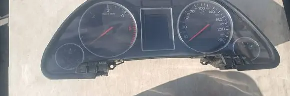 Audi A4 S4 B6 8E 8H Speedometer (instrument cluster) 1036901830