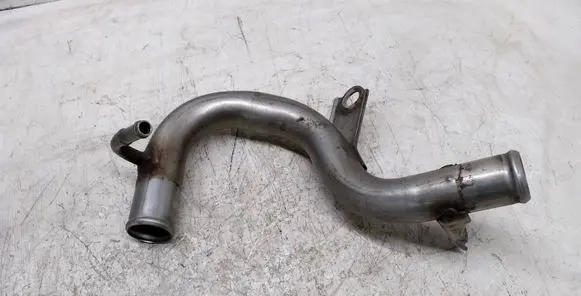 Toyota Prius (XW30) Engine coolant pipe/hose