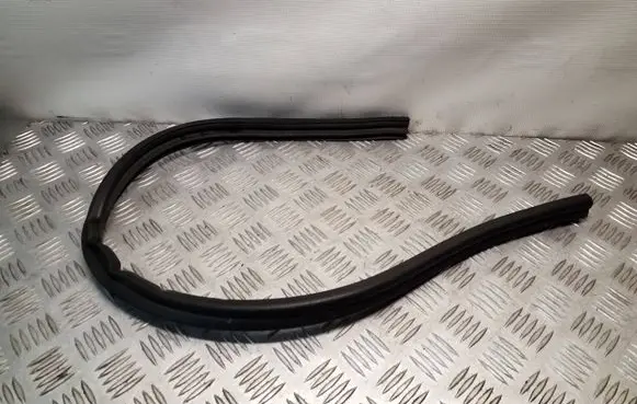Jeep Patriot Engine compartment rubber 