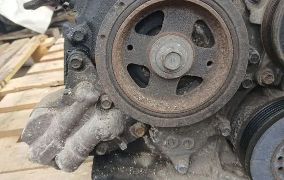 Toyota Avensis T270 Crankshaft pulley