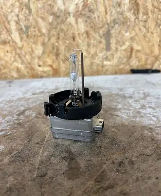 Mercedes-Benz E W211 Xenon bulb 66144 101771