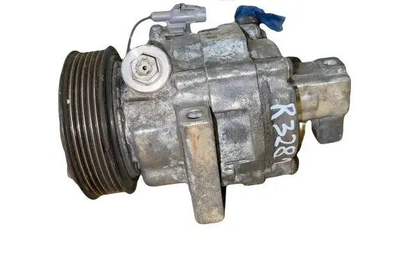 Peugeot 107 Air conditioning (A/C) compressor (pump) 883100H010