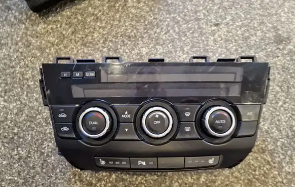 Mazda CX-5 Climate control unit