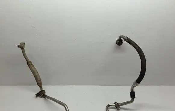 Volkswagen Golf V Air conditioning (A/C) pipe/hose 1k0820741BD