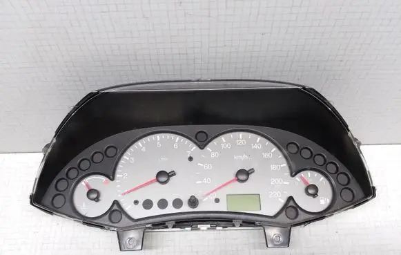Ford Focus Speedometer (instrument cluster) 98AP10B885AA 98AP10841BC