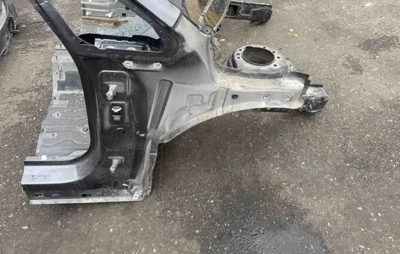 Front quarter panel