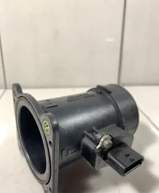 Nissan X-Trail T30 Mass air flow meter 22680AW400