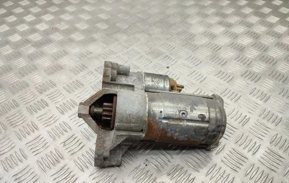 Peugeot 308 Starter motor 9654561480