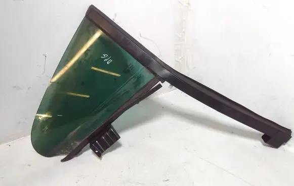 Volkswagen PASSAT CC Rear vent window glass 