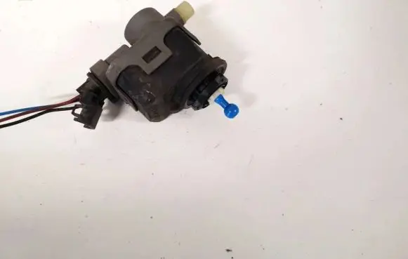 Nissan Primera Headlight level adjustment motor 7700420737