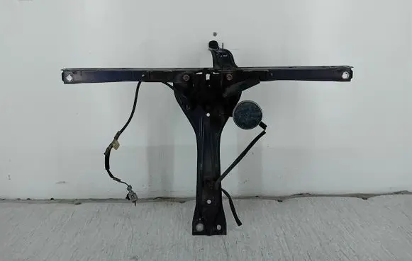Subaru XV I Radiator support slam panel bracket 