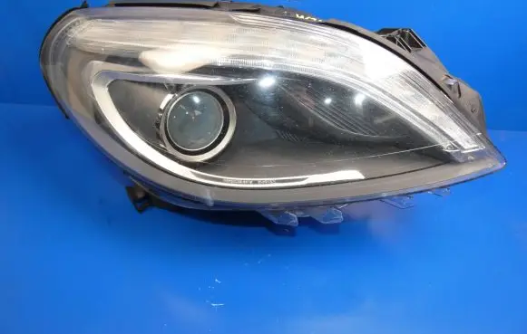 Mercedes-Benz B W246 W242 Headlight/headlamp A2468207461 LE10C6247 030127167207